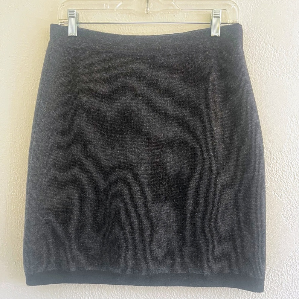 Ann Taylor Merino Wool Sweater Skirt – Size M